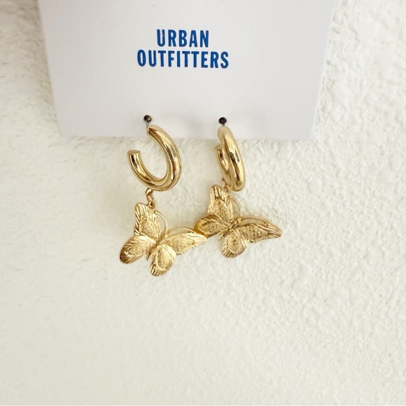 NWT Urban Outfitters Gold Dangly Butterfly Earrings - Picture 3 of 3